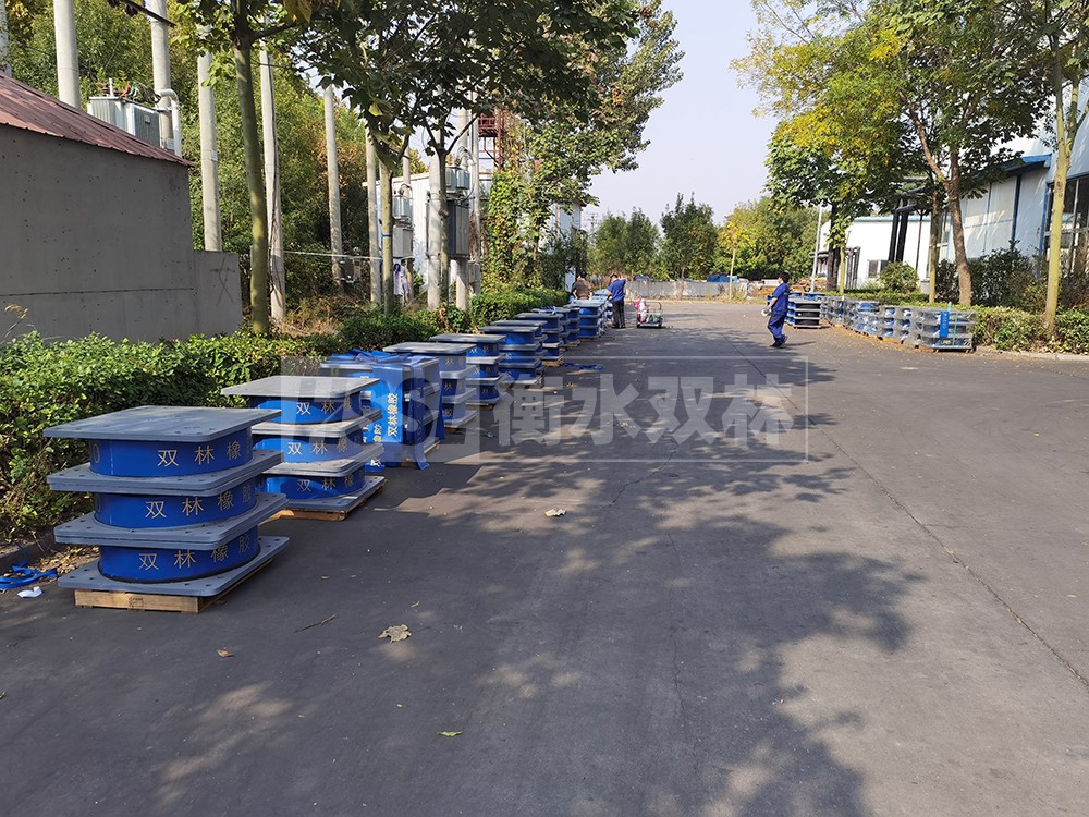 LRB支座什么价格 圆形橡胶隔震支座多少钱 LRB700铅芯隔震支座厂家