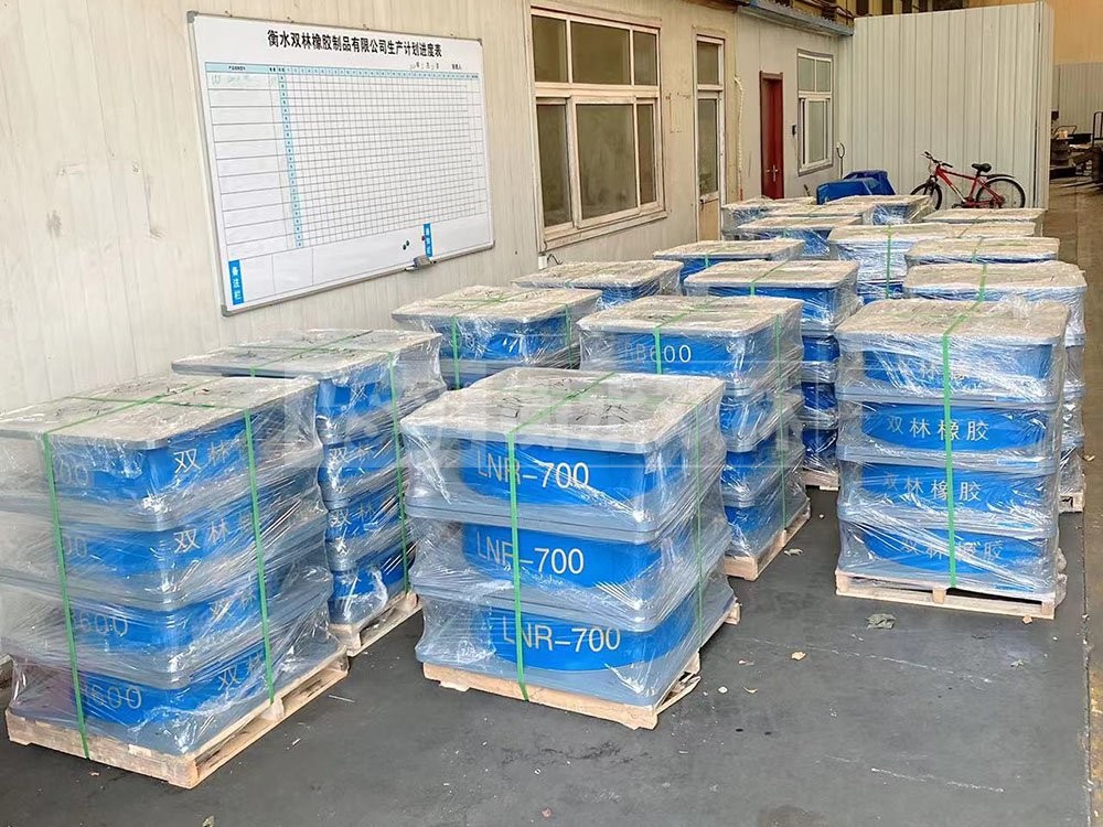 铅芯隔震支座(LRB)多少钱 建筑隔震支座多少钱 LRB1000铅芯支座厂家